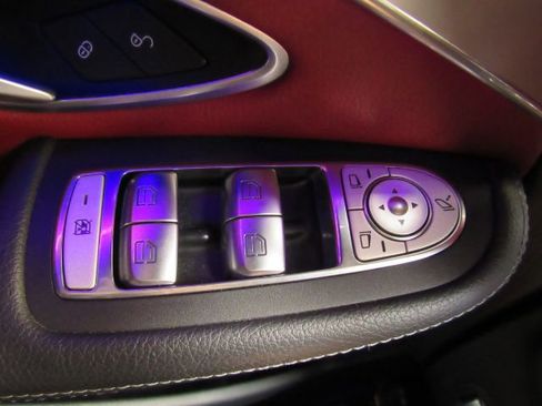 Used 2022 Mercedes-Benz GLC 300 4MATIC Coupe w/ AMG Line image 34