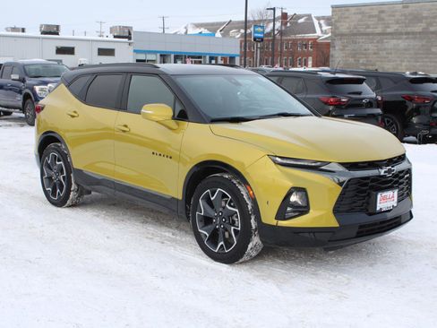 Used 2022 Chevrolet Blazer RS w/ Enhanced Convenience Package image 3