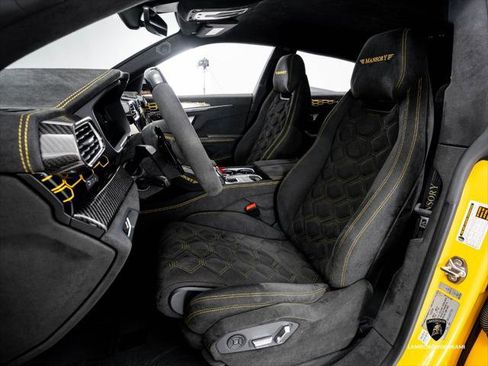 Used 2019 Lamborghini Urus AWD/4WD image 45
