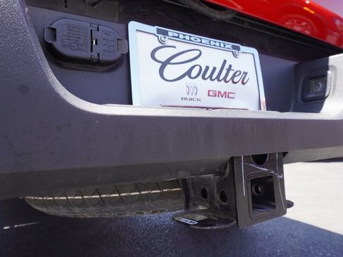 Used 2025 Toyota Tacoma TRD Sport AWD/4WD image 8