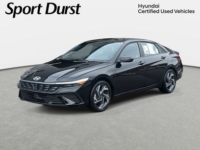 Certified 2025 Hyundai Elantra SEL