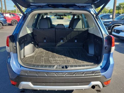 Used 2023 Subaru Forester Touring w/ Popular Package #3 AWD/4WD image 10