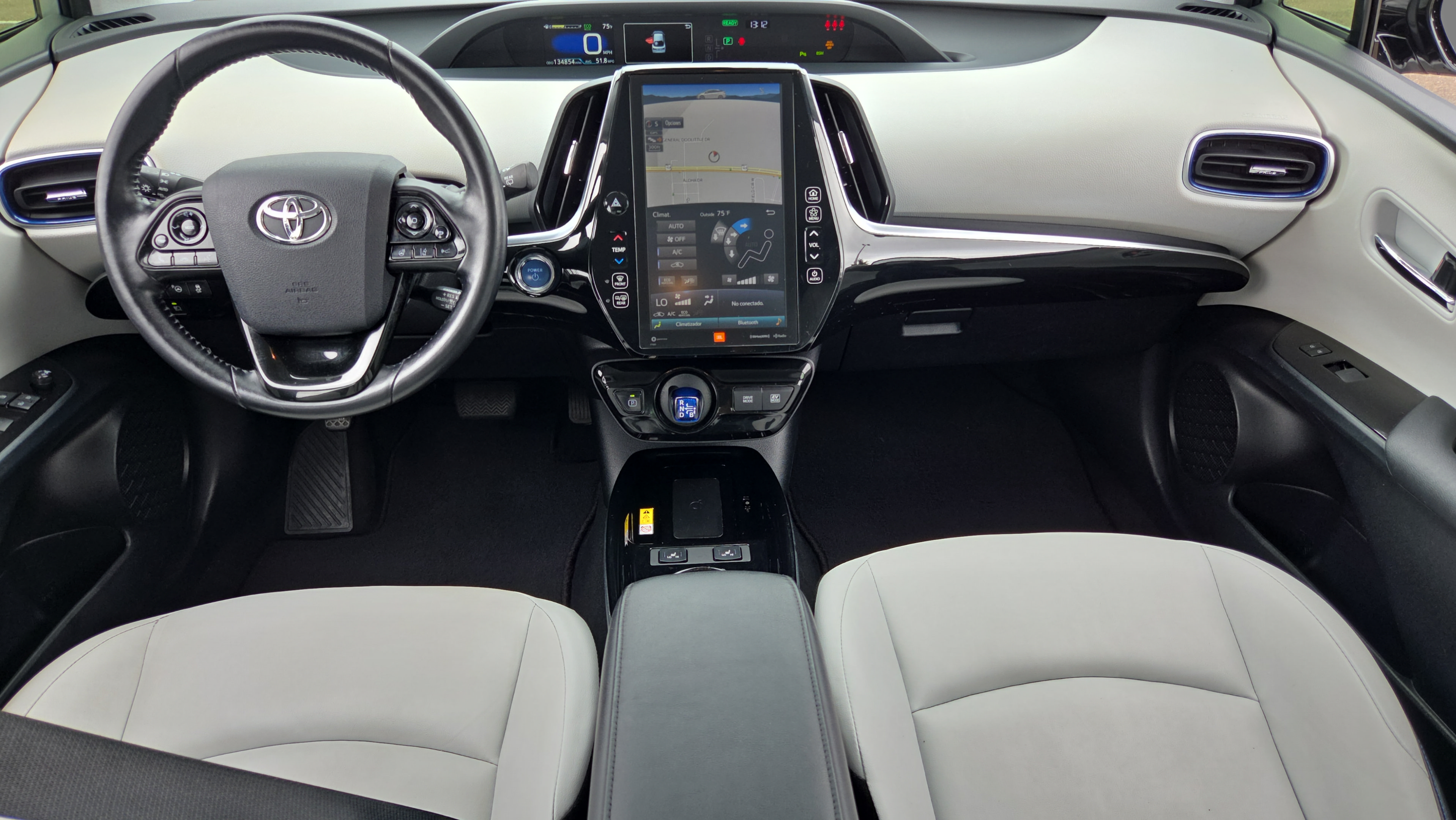 Used 2020 Toyota Prius Limited FWD image 11