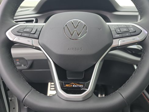 New 2026 Volkswagen Atlas Peak Edition AWD/4WD image 22