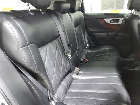 Used 2014 INFINITI QX70 AWD w/ Premium Package image 21