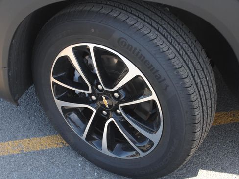 Used 2025 Chevrolet TrailBlazer LT AWD/4WD image 18