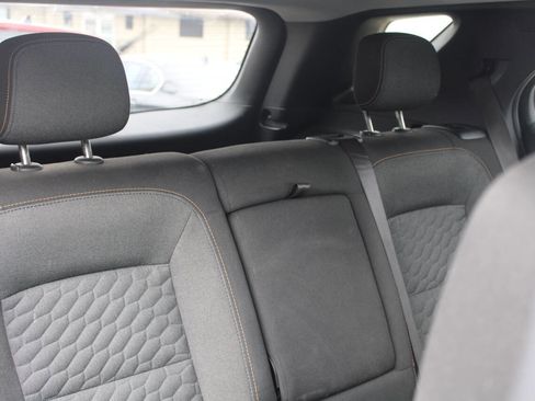 Used 2018 Chevrolet Equinox LT image 11