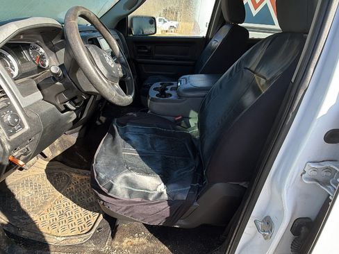 Used 2015 RAM 1500 Express image 11