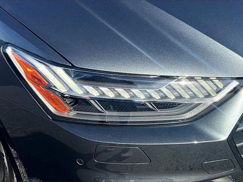 Used 2022 Audi A7 3.0T Premium Plus image 32