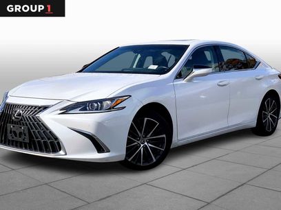Used 2022 Lexus ES 350 w/ Premium Package
