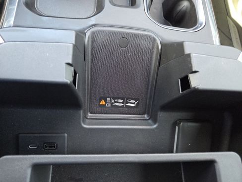 Used 2023 Chevrolet Silverado 1500 RST image 8