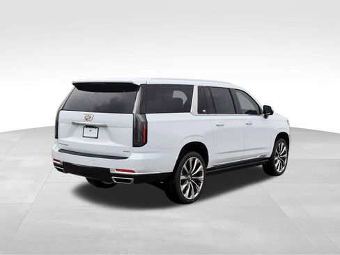 New 2026 Cadillac Escalade ESV Luxury w/ Touring Package AWD/4WD image 4