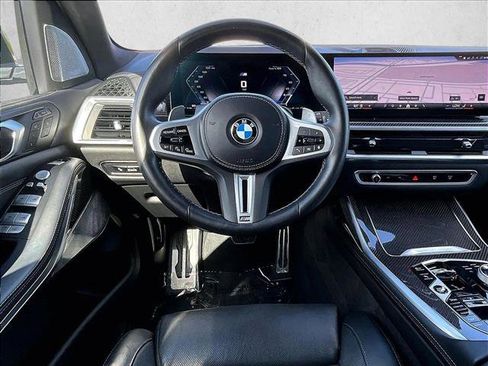 Used 2025 BMW X7 M60i w/ Executive Package image 7