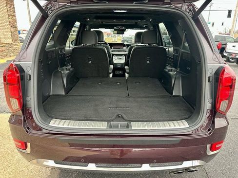 Used 2022 Hyundai Palisade Calligraphy image 8
