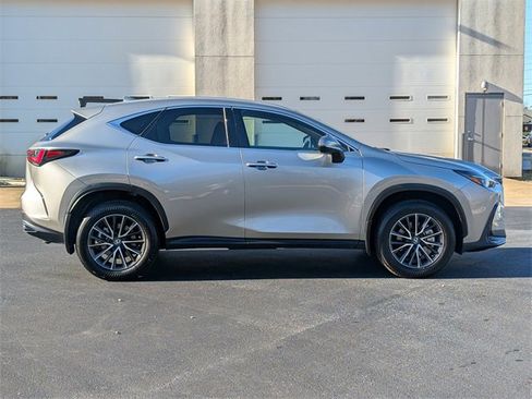 Used 2025 Lexus NX 350h 350h Premium image 7