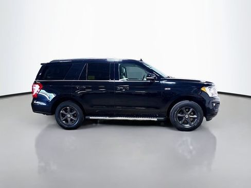 Used 2019 Ford Expedition XLT w/ Equipment Group 202A AWD/4WD image 5