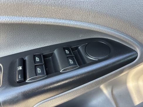 Used 2020 Ford Transit Connect XL image 18