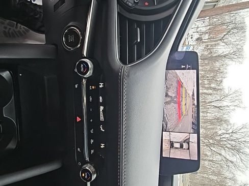 Used 2024 MAZDA MAZDA3 Hatchback w/ Appearance Package image 12