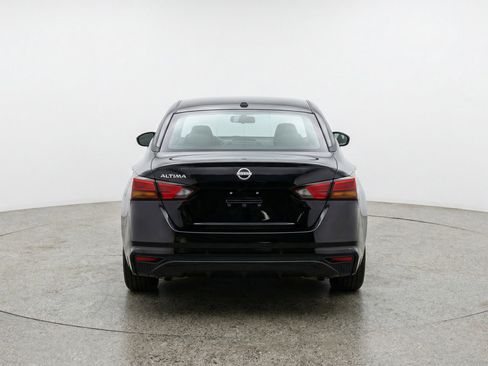Used 2025 Nissan Altima 2.5 SV image 7
