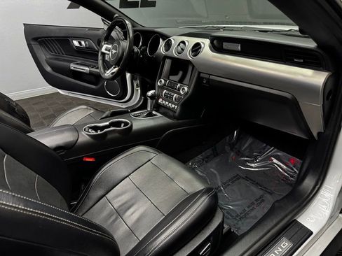 Used 2019 Ford Mustang Premium RWD image 45