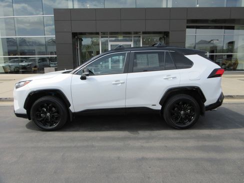 Used 2023 Toyota RAV4 XSE image 3
