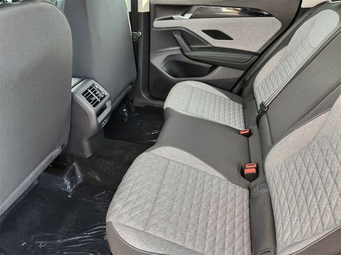 New 2026 Volkswagen Tiguan S image 18