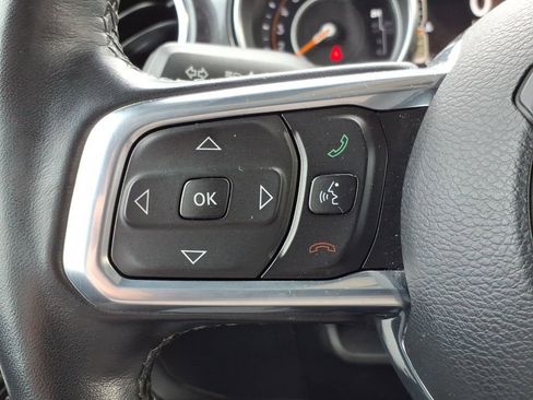 Used 2021 Jeep Wrangler Unlimited Sahara AWD/4WD image 21