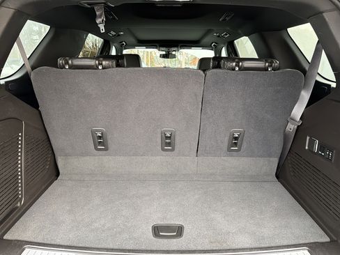 Used 2021 Chevrolet Tahoe RST w/ Luxury Package image 20