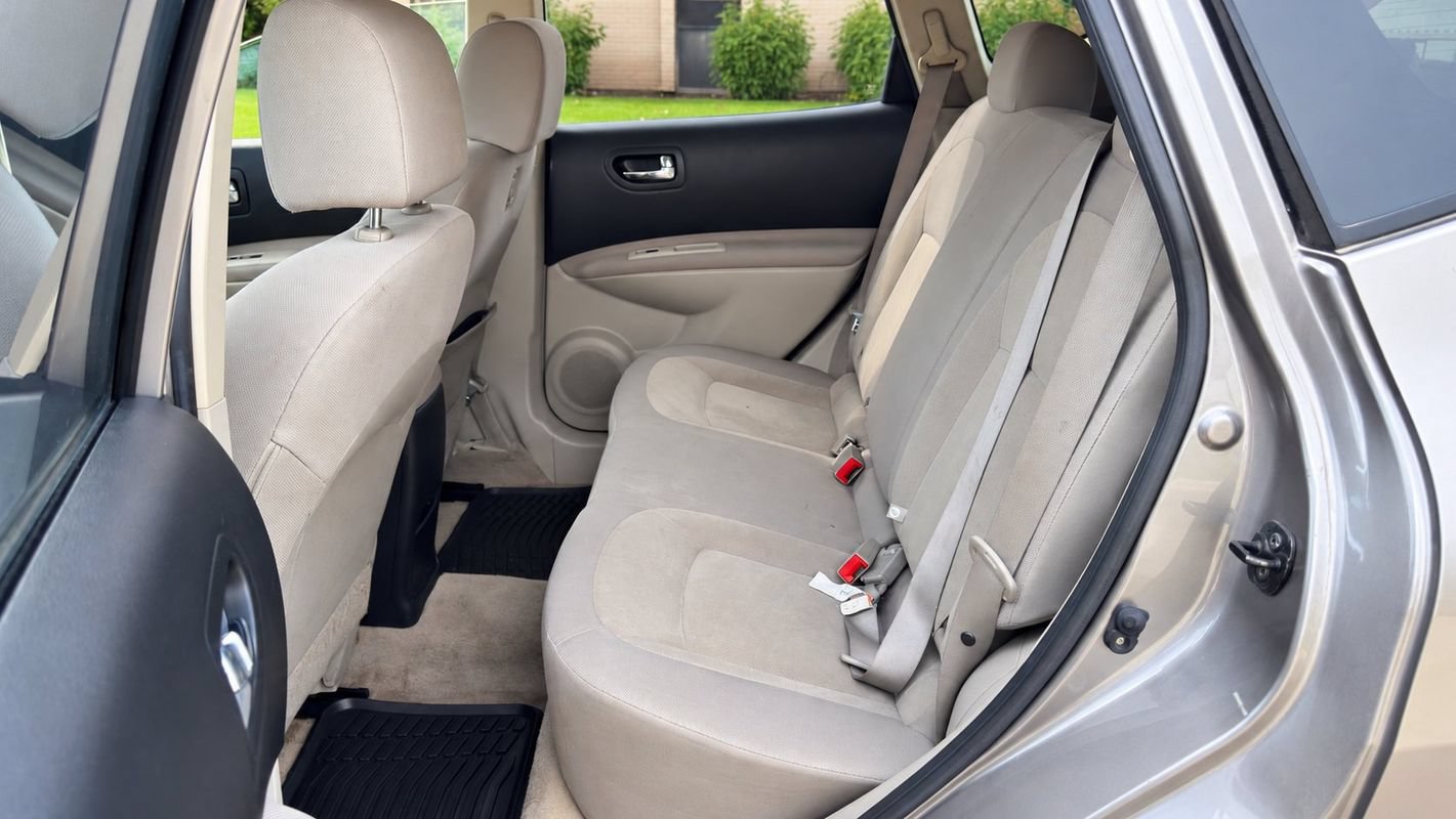 Used 2010 Nissan Rogue S w/ 360 Degree Value Pkg AWD/4WD image 18