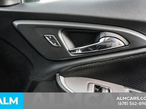 Used 2024 Chevrolet Malibu LT FWD image 38