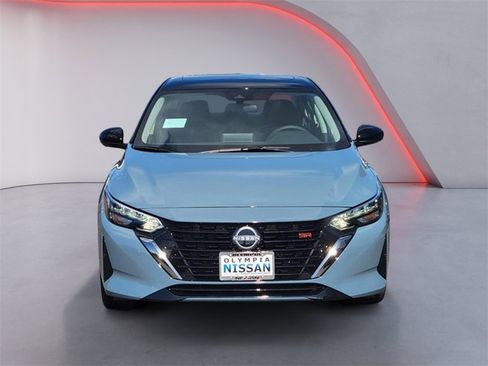 New 2025 Nissan Sentra SR w/ SR Premium Package image 8