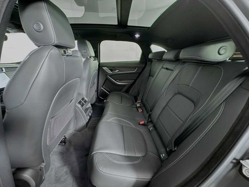 New 2026 Jaguar F-PACE R-Dynamic S image 20