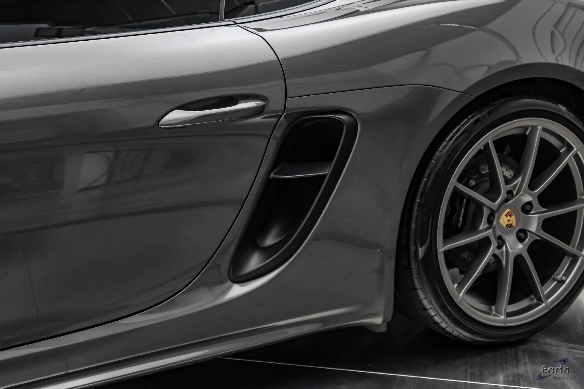 Used 2023 Porsche 718 Cayman GTS RWD image 30