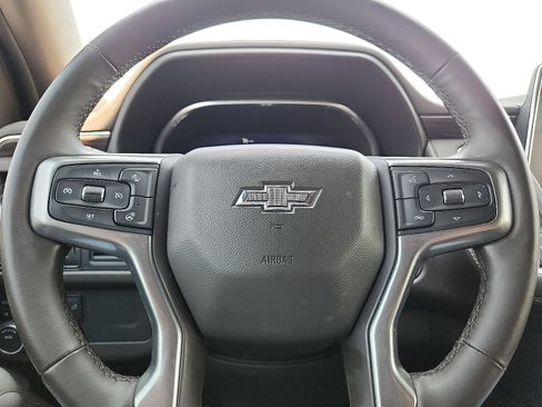 Used 2023 Chevrolet Tahoe Z71 w/ Luxury Package AWD/4WD image 19