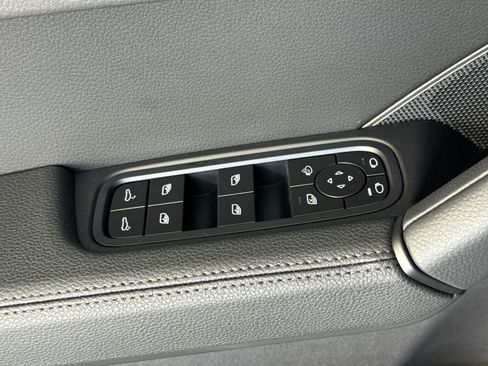 New 2026 Porsche Cayenne AWD/4WD image 12