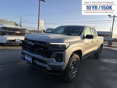 Used 2024 Chevrolet Colorado Z71 w/ Z71 Convenience Package 2