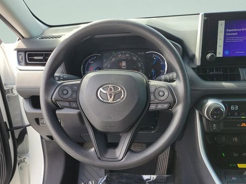 Used 2024 Toyota RAV4 XLE image 23