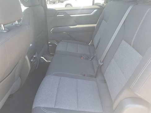 Used 2025 GMC Acadia Elevation image 23