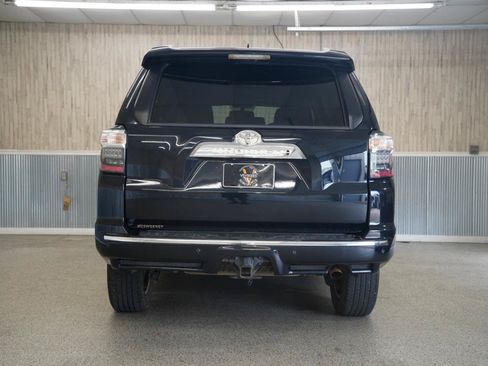 Used 2017 Toyota 4Runner Limited AWD/4WD image 8