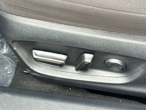 Used 2023 Toyota Camry LE image 46