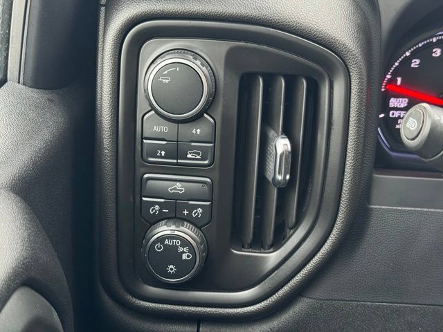 Used 2023 Chevrolet Silverado 1500 Custom w/ LPO, Dark Essentials Package AWD/4WD image 29