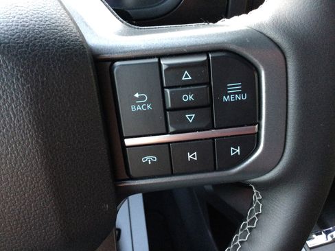 New 2025 Ford F150 Lariat w/ Equipment Group 501A Mid image 18