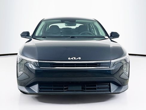 Used 2025 Kia K4 FWD image 2