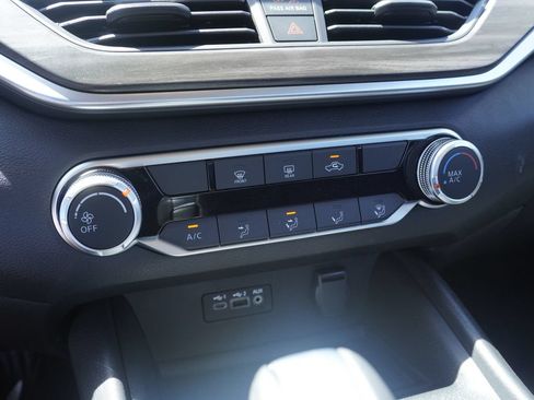 New 2026 Nissan Altima 2.5 SV FWD image 16