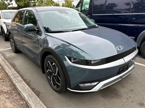 Used 2024 Hyundai Ioniq 5 SEL RWD image 2