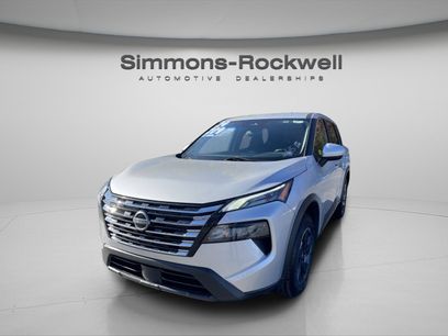 Used 2024 Nissan Rogue SV