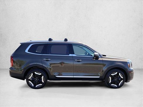 Used 2025 Kia Telluride S AWD/4WD image 4