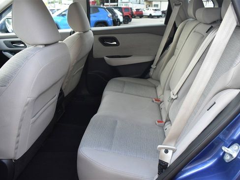 Used 2021 Nissan Rogue SV AWD/4WD image 25
