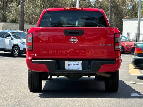 Used 2023 Nissan Frontier SV AWD/4WD image 4