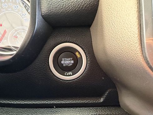 Used 2020 RAM 1500 Laramie image 28